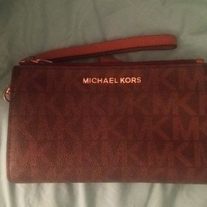 Michael Kors wristlet